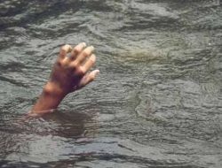 Mandi Loncat dari Jembatan, Seorang Pemuda Tenggelam di Sungai Pawan Sandai