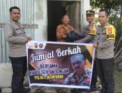 Jumat Berkah, Polsek Anjongan Gelar Baksos dan Salurkan Bantuan Sembako