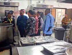 Menag Pastikan Makanan Jamaah Calon Haji Lansia Sesuai Kebutuhan