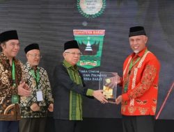 Pemerintah Provinsi Sumbar Raih Juara Umum Anugerah Adinata Syariah 2024