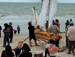 Gali Budaya Sambas, Mahasiswa TBI IAIS Sambas Praktek ke Desa-desa