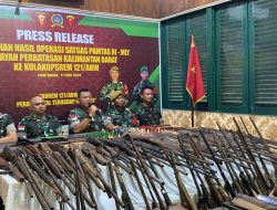 Satgas Yornamed 10/Bradjamusti Terima Ratusan Senjata Rakitan dari Warga Perbatasan RI-Malaysia