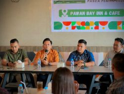 Jadi Pemateri dalam Bincang Demokrasi, Theo: Pemuda Harus Berani Bersuara