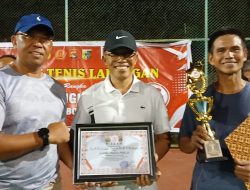 Juaini Taufiq Juara Tenis Lapangan Bhayangkara Polres Lotim