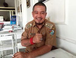 Jalan Nasional Langganan Banjir, Kades Andi Wiyata Minta Sungai Anjongan Ditutupi Gulma Dinormalisasi