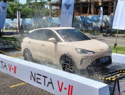 NETA V-II: Mobil Listrik Aman Berkendara di Kondisi Banjir dengan Keamanan Baterai Unggul
