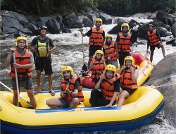 Biaban Rafting, Wisata Baru yang Wajib Dikunjungi di Sekadau