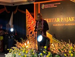 Realisasi PAD Capai 119 Persen, Mempawah Terima Penghargaan Pemprov Kalbar