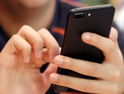 Risiko Gagal Bayar Tinggi, Utang Warga RI di Pay Later Tembus Triliunan Rupiah