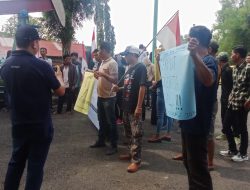 Aliansi Pemuda Pembaharuan Kabupaten PALI Gelar Unjuk Rasa di PT Pertamina EP Pendopo Filed
