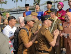 Resmi Maju Pilkada Palembang, Ratu Dewa Pamitan Didepan Ribuan Abdi Negara