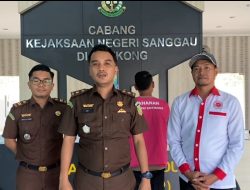 Diduga Lakukan Tindak Pidana Korupsi, HS Dirut Bumdes di Sekayam Ditahan Jaksa