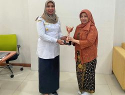 Pj Bupati Nagan Raya Fitriany Farhas Terima Penghargaan Parahita Ekapraya Tingkat Pratama dari Kementerian PPPA