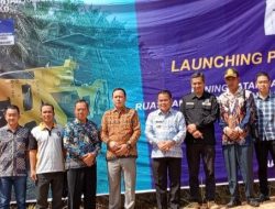 Bupati Sekadau Aron Resmi Luncurkan Peningkatan Jalan Rirang Jati – Nanga Kiungkang