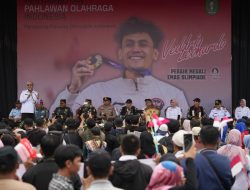 Pj Gubernur Kalbar Berikan Reward kepada 2 Atlet Kebanggaan Kalbar di Olimpiade Paris 2024