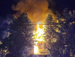 Satu Rumah Terbakar di Balai Karangan Sanggau