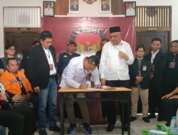 Darwis-Rizal Diusung 10 Parpol Daftar ke KPU Bengkayang