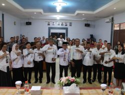 Kemenag Singkawang Gelar Pembinaan Keluarga Kristiani