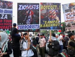 Tuntut Diakhirinya Genosida di Gaza, Demonstrasi Merebak di Jakarta dan Kota Lain di Dunia