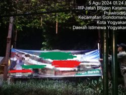 Dinilai Langgar Perda, Ratusan Alat Peraga Sosialisasi Bakal Calon Walikota Dicopot Satpol PP Yogyakarta