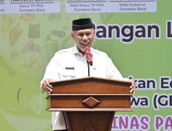 Gubernur Sumbar Salurkan 650 Paket Bantuan Pangan untuk Korban Terdampak Bencana di Tanah Datar