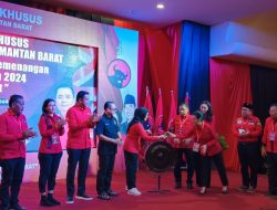 Rakerdasus PDIP Kalbar, Lasarus Tegaskan Kader Partai Harus Tegak Lurus