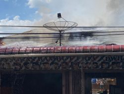 Satu Unit Ruko Pangkas Rambut Hangus Terbakar di Pontianak
