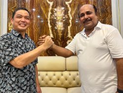 Ria Norsan Diskusikan Pembangunan Bersama Tokoh Masyarakat Sanggau Haji Munawar