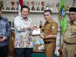 Berkunjung ke Pontianak, Menteri Perhubungan Sarawak Dorong Konektivitas Dua Wilayah