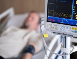 7 Penyebab Penyakit Jantung di Usia Muda dan Penjelasannya