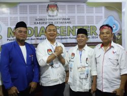 Budi Mateus Tegaskan Pasangan Alex-Leo Bukan Calon Boneka