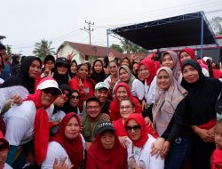 PDI Perjuangan Palembang Gaet Ribuan Warga dalam Senam Sehat dan Blusukan Bersama Ratu Dewa-Prima Salam