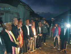 Paket SIAGA Disambut Secara Adat Curu dan Kapu di Kampung Wangkung Manggarai