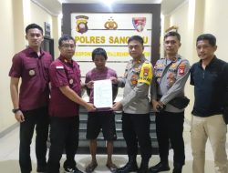 Polsek Parindu Tangkap Buronan Asal Myanmar di Jalan Raya Bodok-Sosok