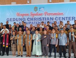 Bupati Sekadau Resmikan Gedung Cristian Center di Desa Bokak Sebumbun