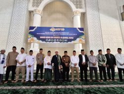 Bupati Aron Hadiri Tabligh Akbar dan Sekadau Bersholawat Peringati Maulid Nabi Muhammad SAW di Masjid Agung