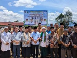 Bupati Sekadau Letakkan Batu Pertama Pembangunan Masjid Al-Istiqomah di Maboh Permai