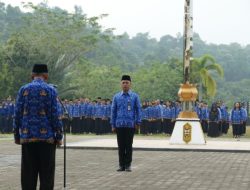 Asisten I Setda Sekadau Pimpin Apel Hari Kesadaran Nasional: Momen Penguatan Pengabdian ASN