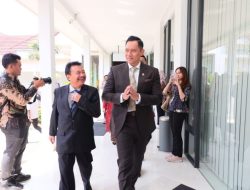 Hadiri Ujian Terbuka Program Doktoral Dirjen PPTR, Menteri AHY: Pemangku Kebijakan Harus Dekat dengan Dunia Keilmuan