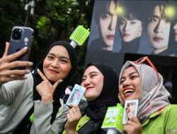Tips Mengelola Diri dalam Mengikuti Tren Hiburan dari Psikolog Adhissa Qonita, M.Psi.