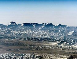 Lima Pendaki Rusia Tewas Saat Mendaki Gunung Dhaulagiri di Nepal