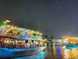 Karnaval Air Pontianak 2024: Teatrikal Sultan Syarif Abdurrahman Alkadrie Bangkitkan Semangat Sejarah di Hari Jadi ke-253