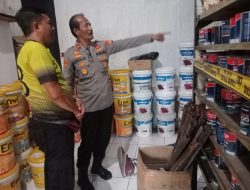Leher Terjepit Lift Barang saat Kerja, Seorang Shopkeeper Toko Cat Tewas