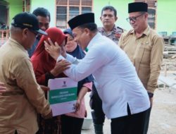 Kakan Kemenag Beri Tauladan Tentang Kepedulian Sesama
