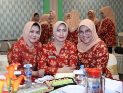 Optimalisasi Peran Perempuan: DWP Kalbar Gelar Pelatihan Money Bouquet dan Edukasi Bijak Bermedia Sosial