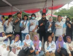 Relawan Sumsel Bangkit Bersama Sebar 2.000 Flyer, Sosialisasikan Program Unggulan Paslon MATAHATI di Palembang