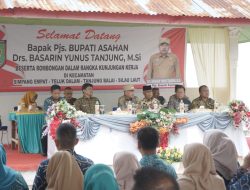 Pjs. Bupati Asahan Kumpulkan 4 Camat beserta Jajarannya di Kantor Camat Simpang Empat