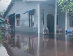 Banjir Melanda Kelurahan Setapuk Besar, 41 Kepala Keluarga Dievakuasi ke Posko Aman