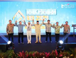 Menteri ATR/BPN Nusron Wahid Serahkan 1.334 Sertifikat Tanah untuk Warga Banten