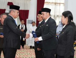 32 Pejabat Fungsional Dilantik di Lingkungan Pemerintah Provinsi Kalimantan Barat